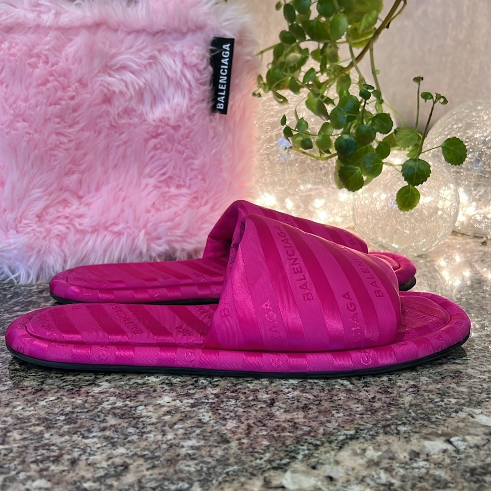 Balenciaga Fuchsia Pink Jacquard Hotel Flat Slides - Picture 5 of 11